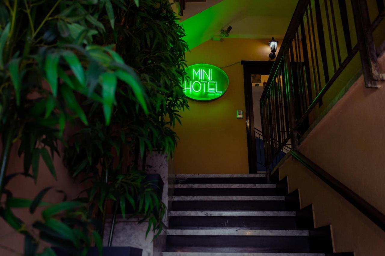 Hotel Mini 2*